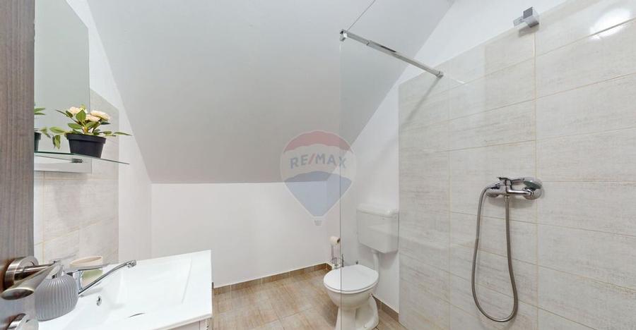 Spațiu comercial, de 386 mp, în Lisa