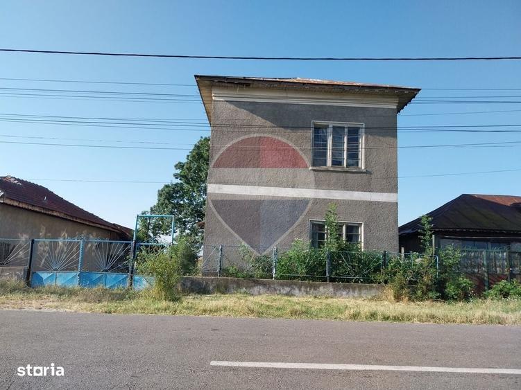 Casă cu 4 camere în Sărbătoarea