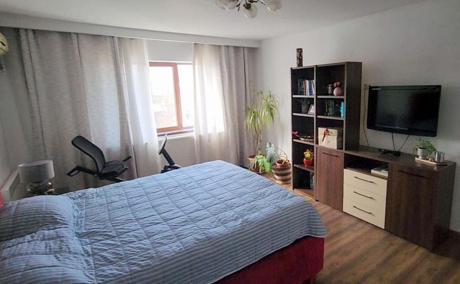 Spațiu comercial, de 838 mp, în Rafov