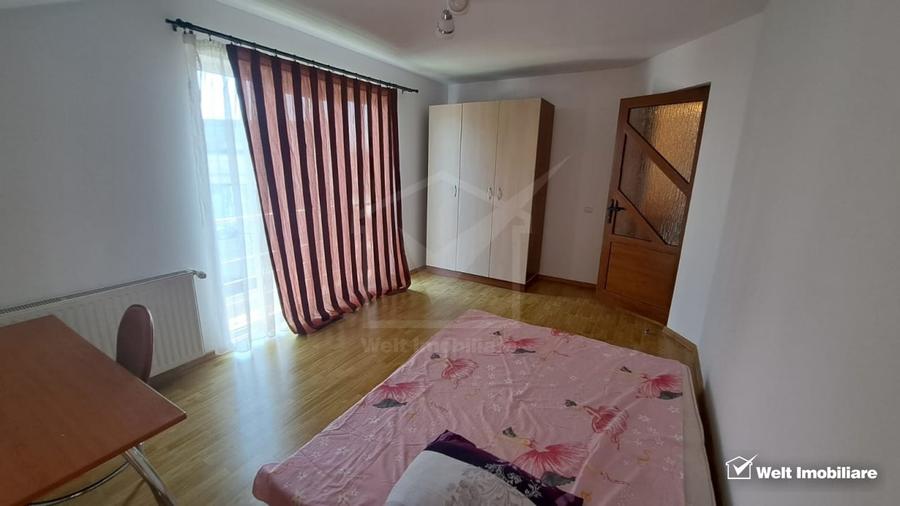 Casă individuală cu 5 camere cu Canalizare în Someșeni