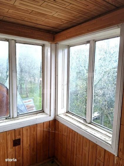 Casă cu 4 camere cu Teren 2584 Mp în Central