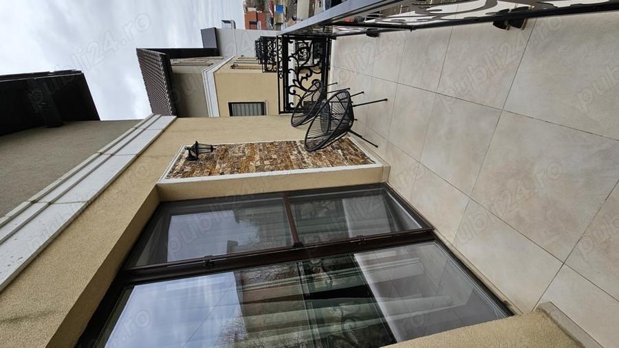 Apartament cu 3 camere decomandat în Giroc