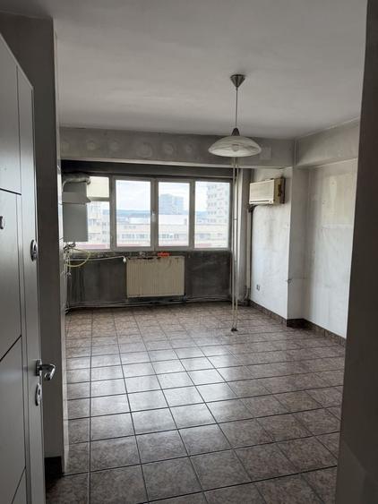 Apartament cu 4 camere decomandat în Liteni