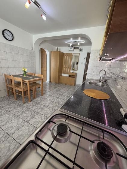 Apartament cu 2 camere decomandat în Ghencea