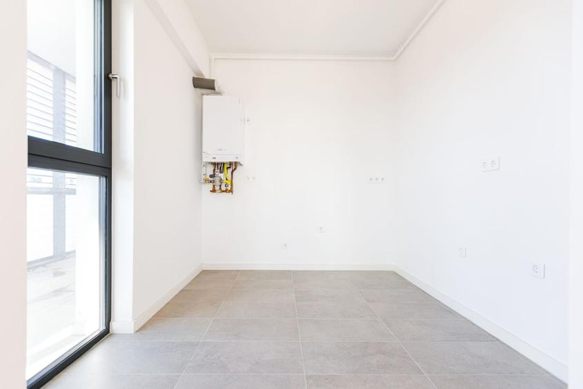 Apartament cu 3 camere decomandat în Complex Studențesc