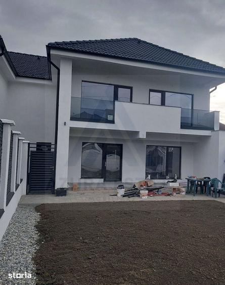 Casă cu 4 camere cu Teren 475 Mp în Șelimbăr