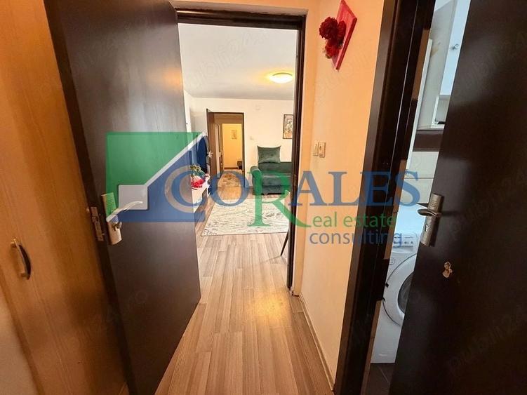 Apartament cu 2 camere semidecomandat, mobilat în Soarelui