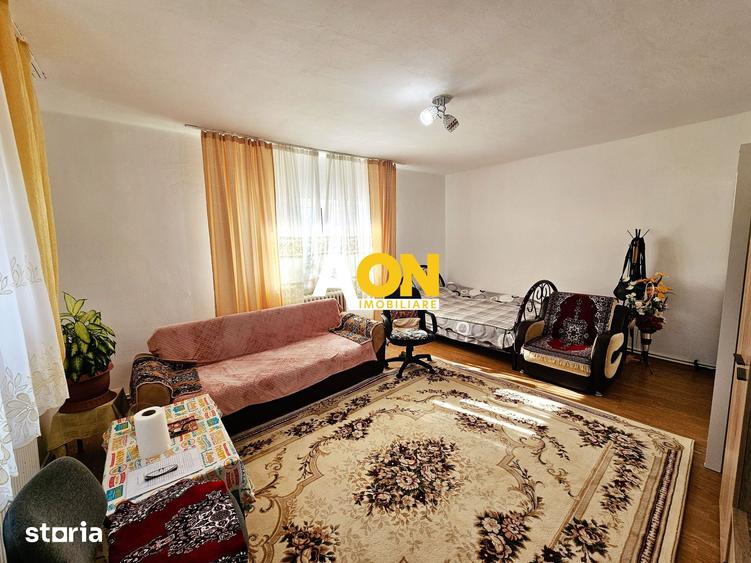 Casă cu 4 camere cu Teren 2084 Mp în Sântimbru