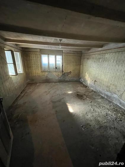 Casă cu 3 camere în Central