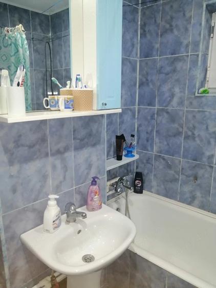 Apartament cu 2 camere decomandat în Micro 21