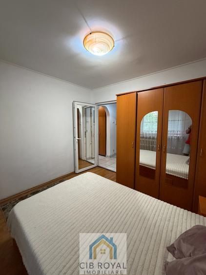 Apartament cu 2 camere decomandat în Lacul Tei