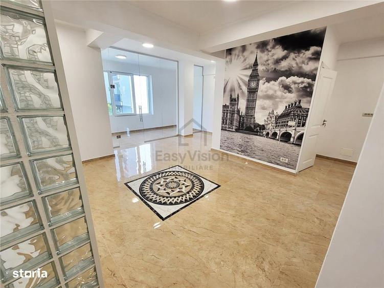 Apartament cu 4 camere în Sisești
