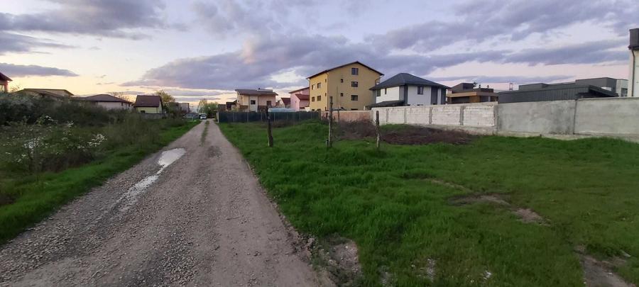 Teren Construcții intravilan de 1000 mp, în Domnești