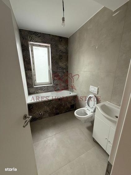 Casă cu 4 camere cu Teren 254 Mp în Remetea Mare