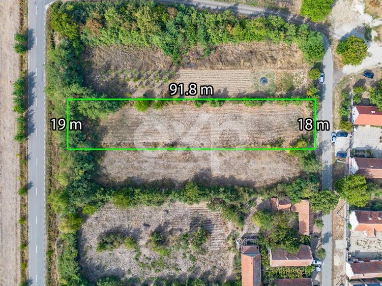 Teren Construcții intravilan de 1700 mp, în Hitiaș