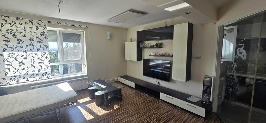 Apartament cu 2 camere semidecomandat în Sud