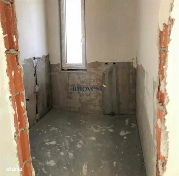 Apartament cu 3 camere semidecomandat în Someșeni