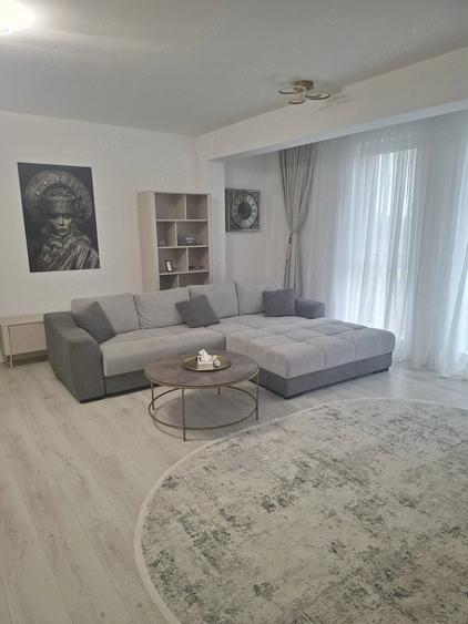Apartament cu 2 camere semidecomandat în Tunari