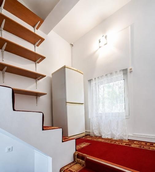 Apartament cu 2 camere semidecomandat în Schei