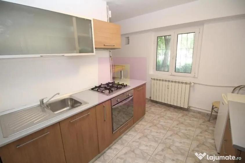 Apartament cu 3 camere de vanzare Decebal adiacent - 14
