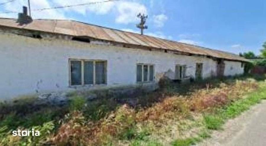 Casă cu 3 camere cu Teren 125 Mp în Central