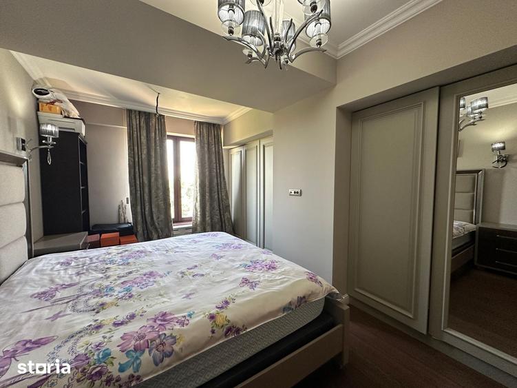 Apartament cu 5 camere în Arcul de Triumf