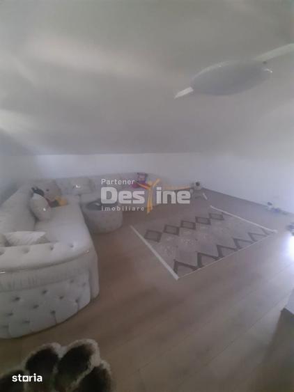 Casă cu 5 camere cu Teren 1675 Mp în Pestișu Mic