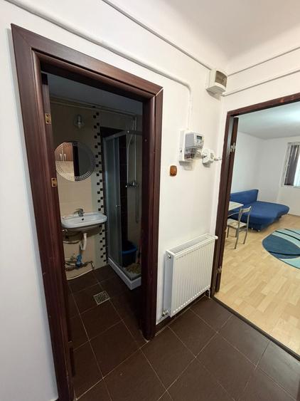 Garsonieră decomandată în Complex Studențesc