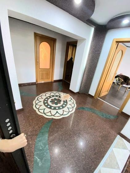 Apartament cu 4 camere decomandat în Brâncoveanu