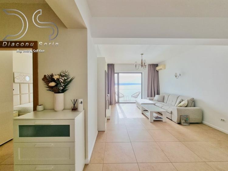 Apartament cu 2 camere semidecomandat, mobilat în Vest