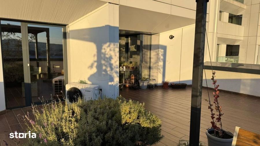 Apartament cu 4 camere în Tei