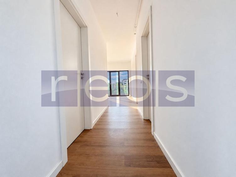 Apartament cu 3 camere decomandat în Aviației