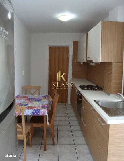 Apartament cu 4 camere decomandat în Kiseleff