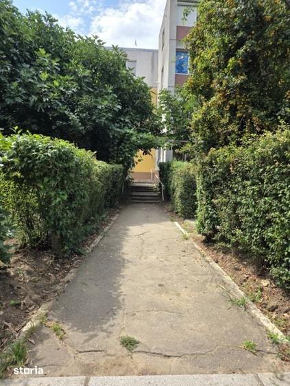 Apartament cu 4 camere în Tomis Nord