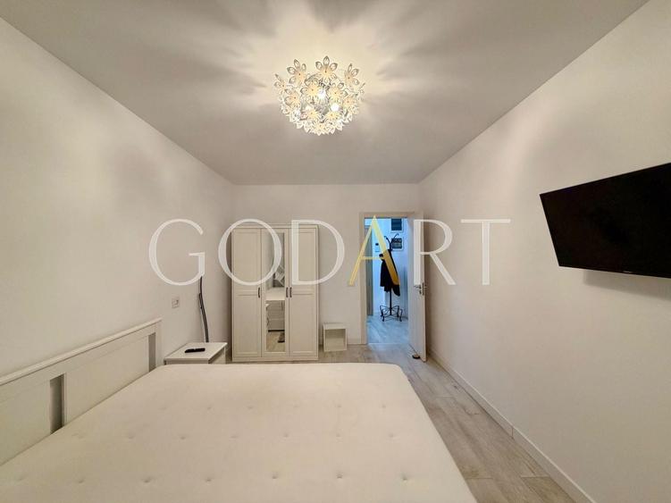 Apartament cu 3 camere decomandat în Domenii