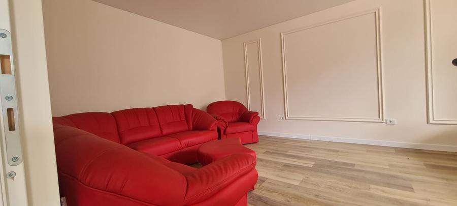 Casă individuală cu 3 camere cu Canalizare în Siderurgiștilor