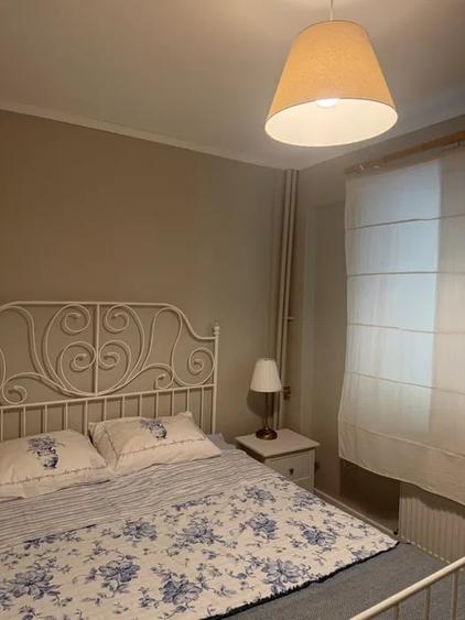 Apartament cu 2 camere semidecomandat, mobilat în Victoriei