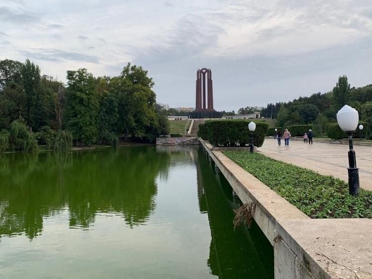 Garsonieră decomandată în Viilor