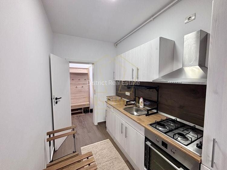 Apartament cu 2 camere decomandat în Central