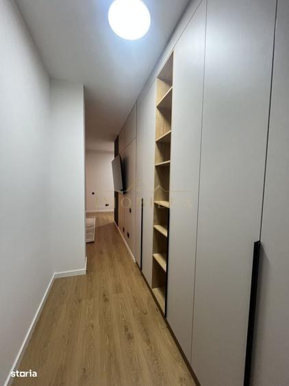 Apartament cu 3 camere decomandat în Florești
