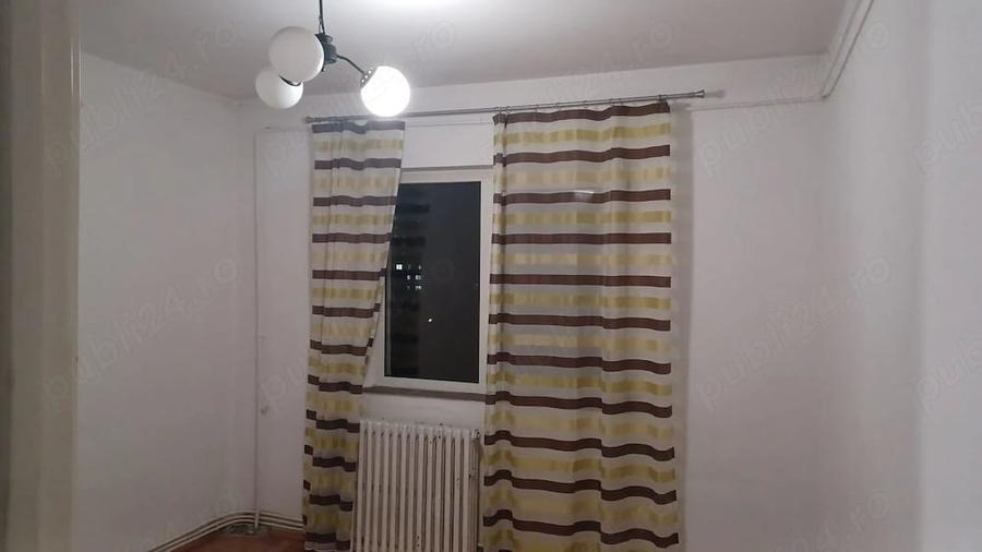 Apartament cu 3 camere semidecomandat în Mănăștur