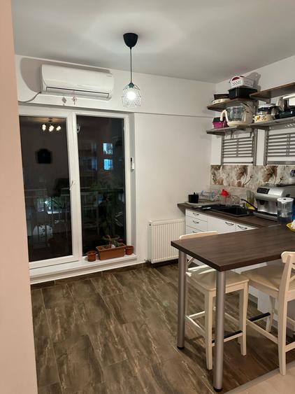 Apartament cu 2 camere semidecomandat, mobilat în Theodor Pallady