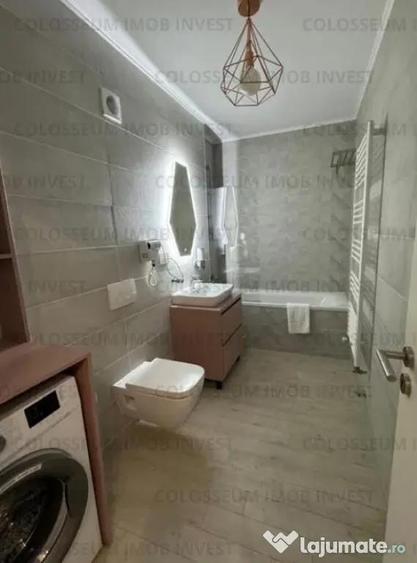 Garsonieră decomandată în Tractorul