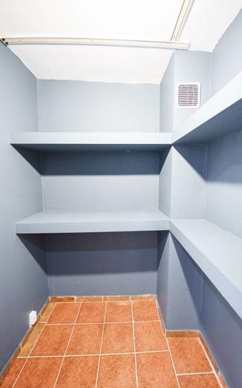 Apartament cu 4 camere decomandat, mobilat în Craiovița Nouă