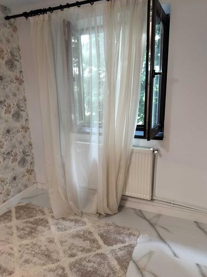 Apartament cu 2 camere nedecomandat în Central