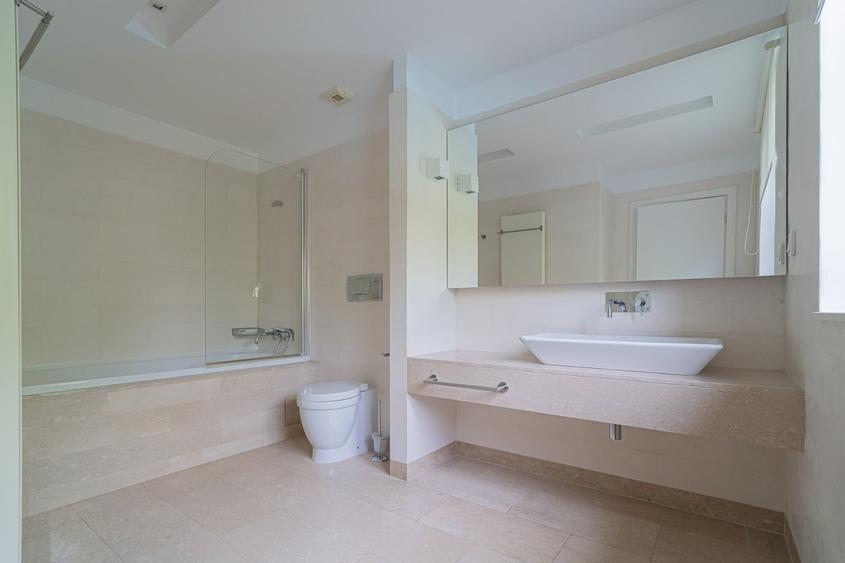 Casă individuală cu 9 camere cu Piscina în Pipera