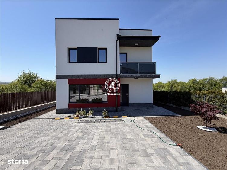 Casă cu 4 camere cu Teren 500 Mp în Bârnova