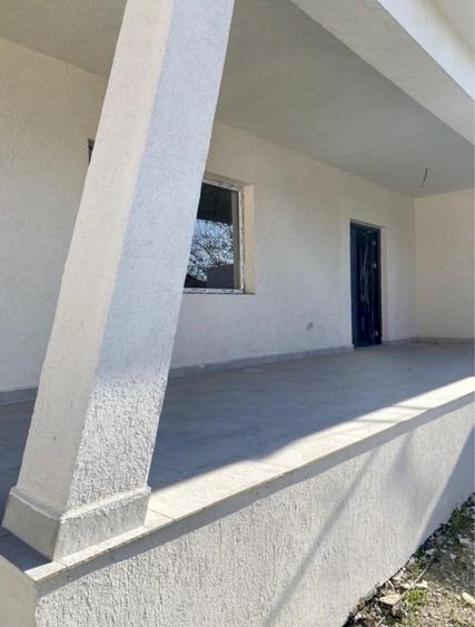 Casa/Vila de vanzare - 2