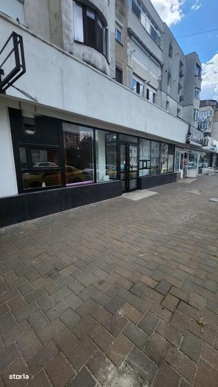 Spațiu comercial, de 155 mp, în Nord