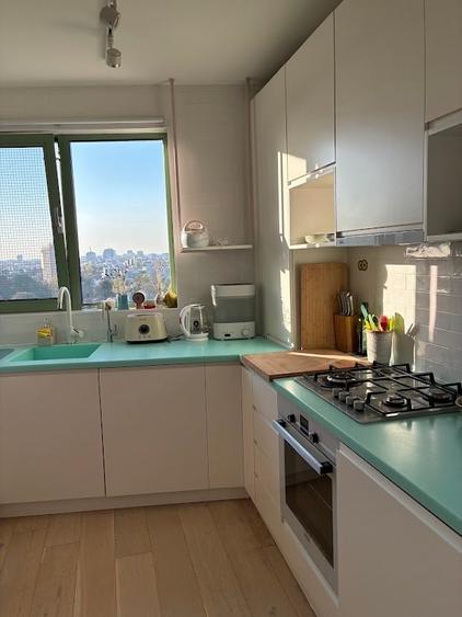 Apartament cu 4 camere circular în Parcul Circului